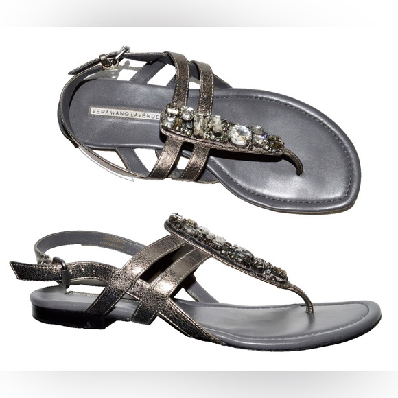 VERA WANG LAVENDER 7 M SILVER LEATHER RHINESTONES FLAT THONG GLADIATOR SANDALS - Picture 1 of 7